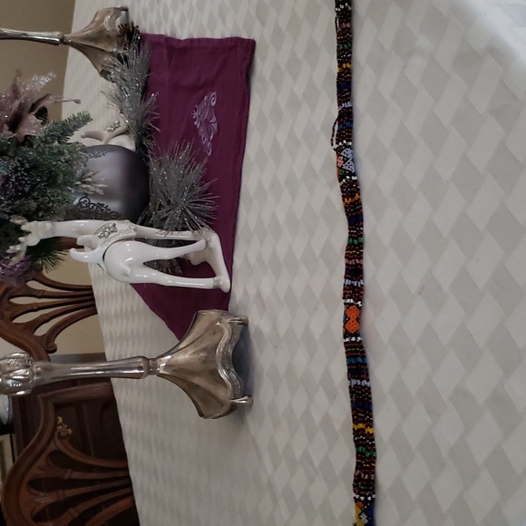 Hand beaded Native American necklace. - Picture 5 of 5